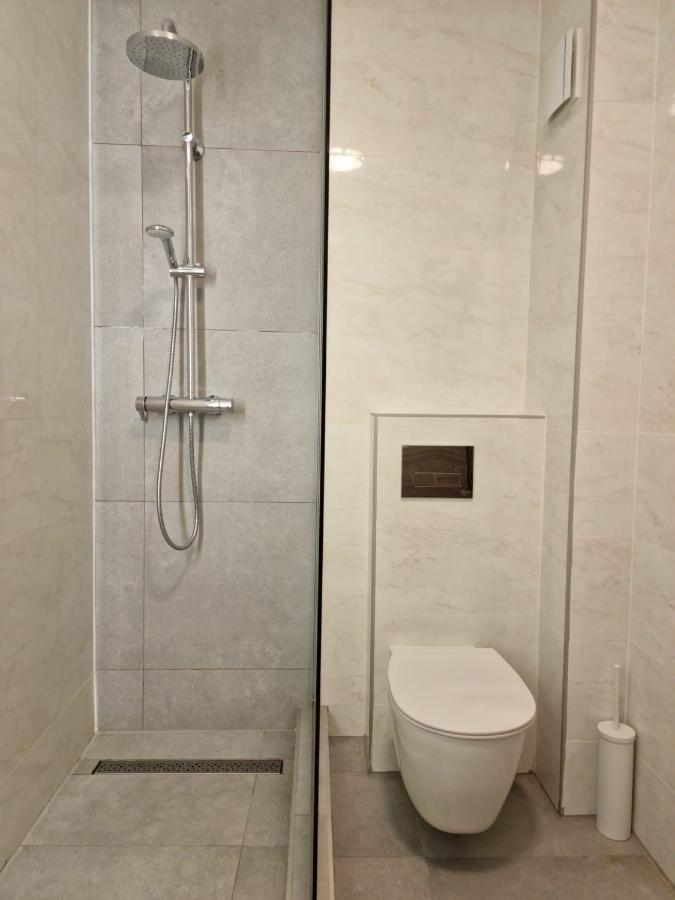 בוקרשט Catedral Apartment מראה חיצוני תמונה